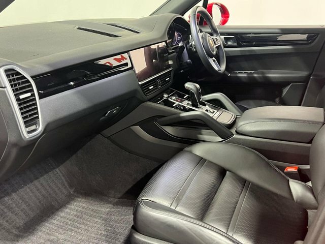 Porsche Cayenne 2023 3.0T V6 Gpf Suv Tiptronics 4Wd Eur Red #3