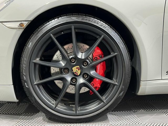 Porsche 911 911 Carrera S Red #12