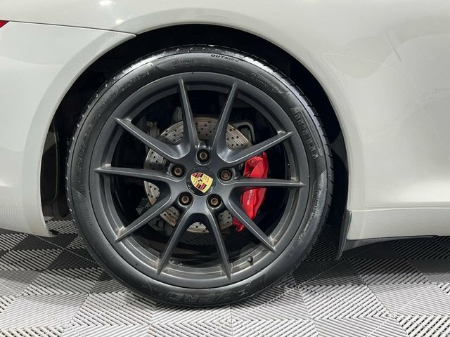 Porsche 911 911 Carrera S Red #11