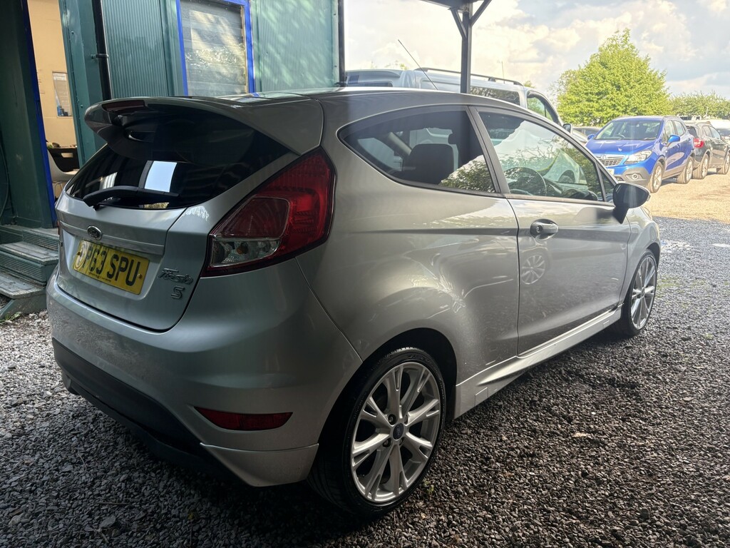 Ford Fiesta Hatchback 1.0 T Ecoboost Zetec S 201463 FP63SPU Silver #5