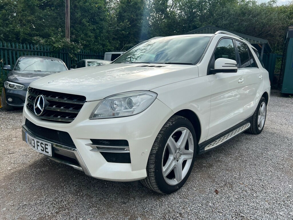 Mercedes-Benz M Class Suv 2.1 Ml250 Bluetec Amg Sport 201313 White #2