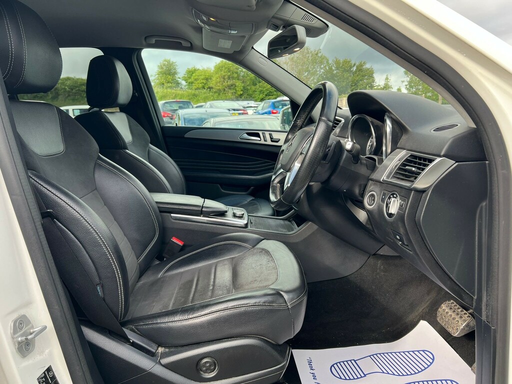 Mercedes-Benz M Class 3.0 Ml350 Bluetec Amg Sport 258 Bhp Panora White #10