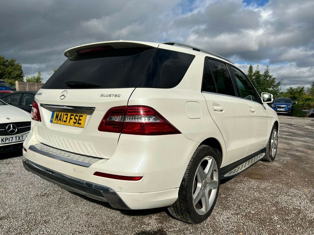 Mercedes-Benz M Class 3.0 Ml350 Bluetec Amg Sport 258 Bhp Panora White #8