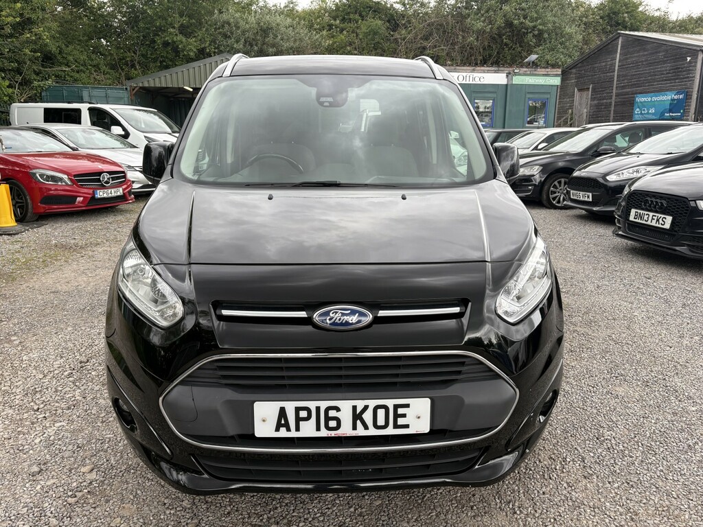Ford Grand Tourneo Connect 1.5 Tdci Titanium Black #2