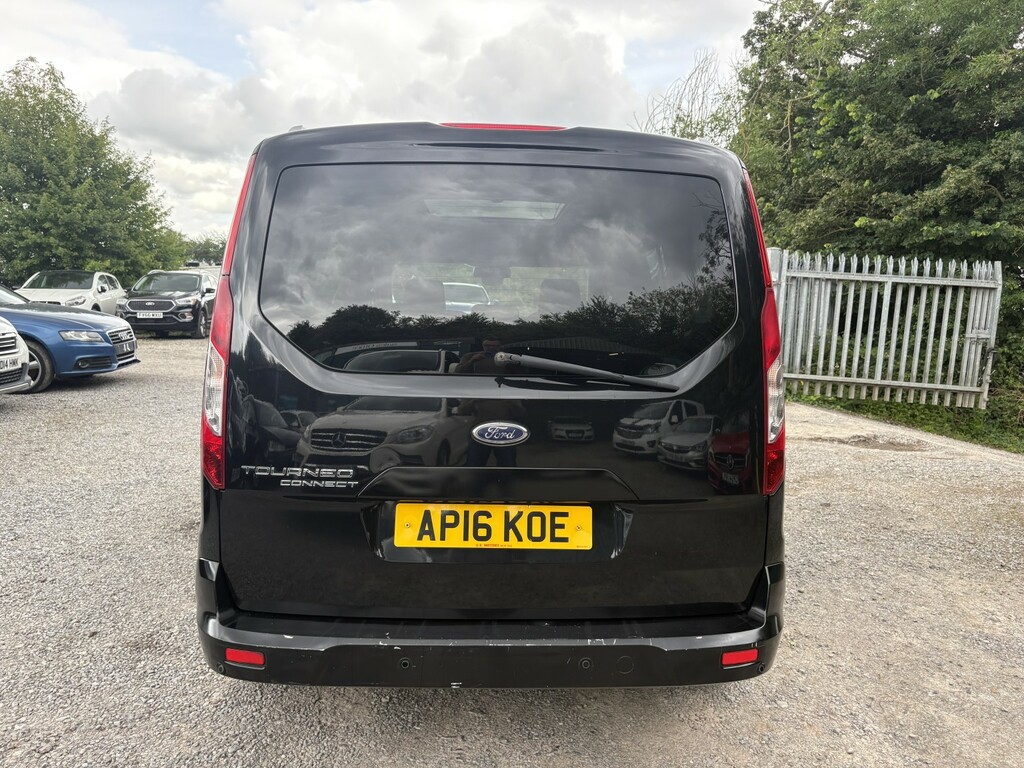 Ford Grand Tourneo Connect 1.5 Tdci Titanium Black #6