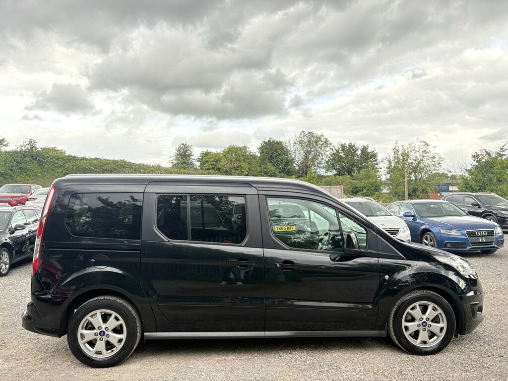Ford Grand Tourneo Connect 1.5 Tdci Titanium Black #5