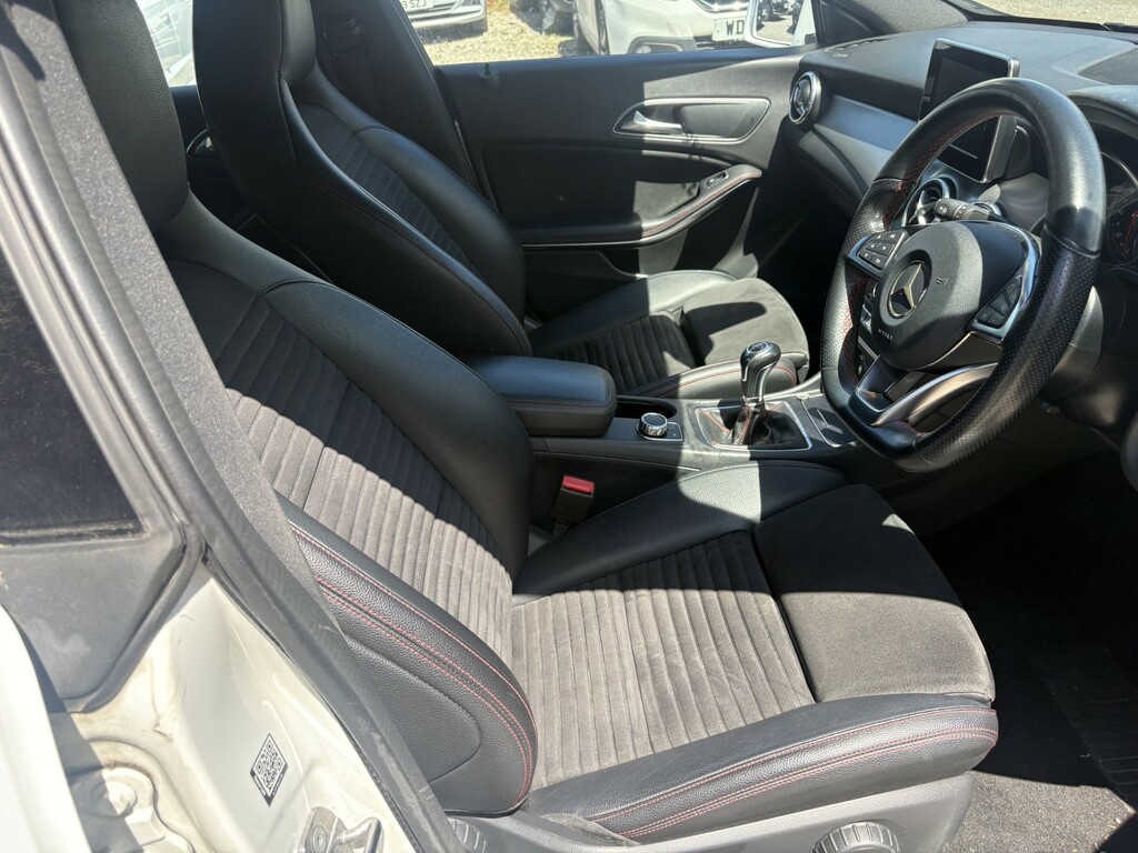 Mercedes-Benz CLA Class Cla 200 D Amg Line White #11
