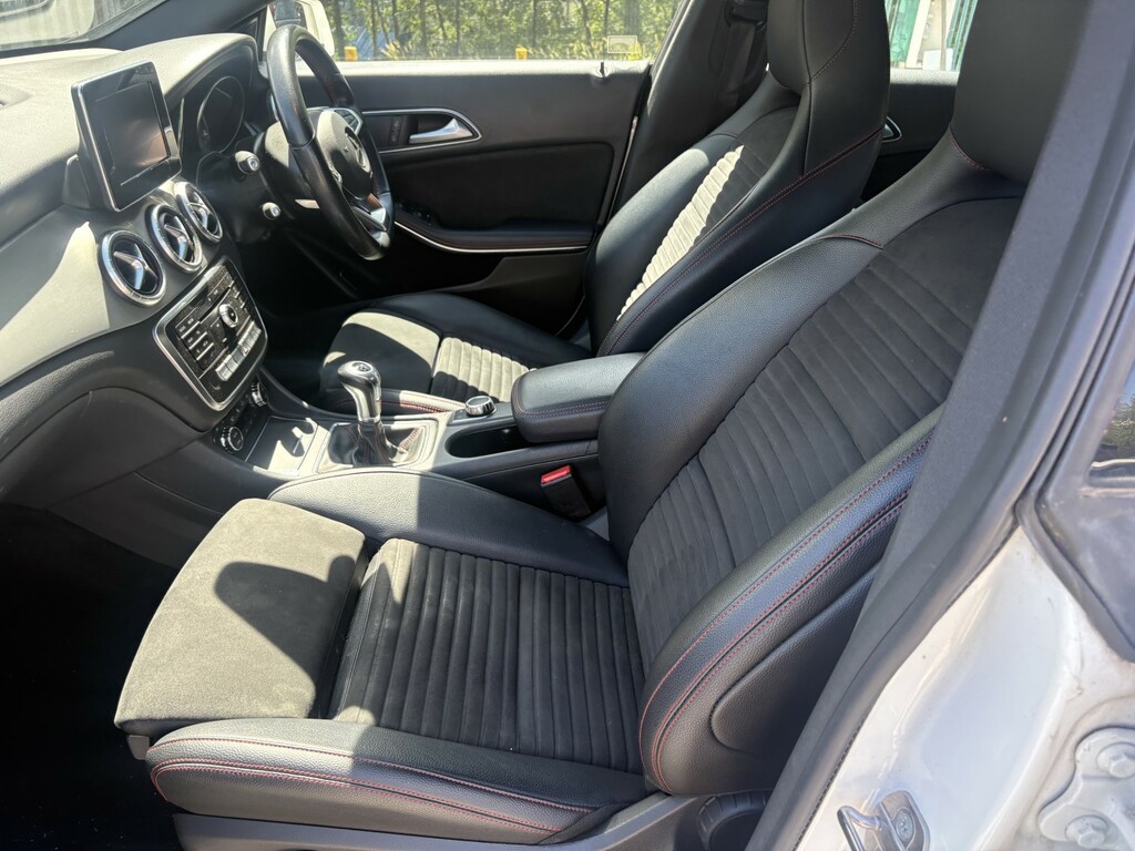 Mercedes-Benz CLA Class Cla 200 D Amg Line White #40