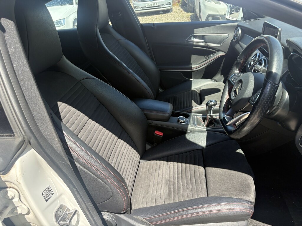 Mercedes-Benz CLA Class Cla 200 D Amg Line White #33