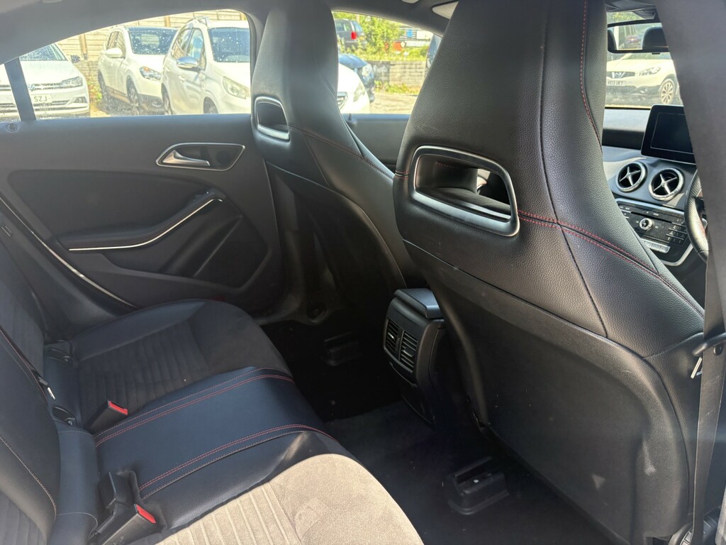 Mercedes-Benz CLA Class Cla 200 D Amg Line White #34