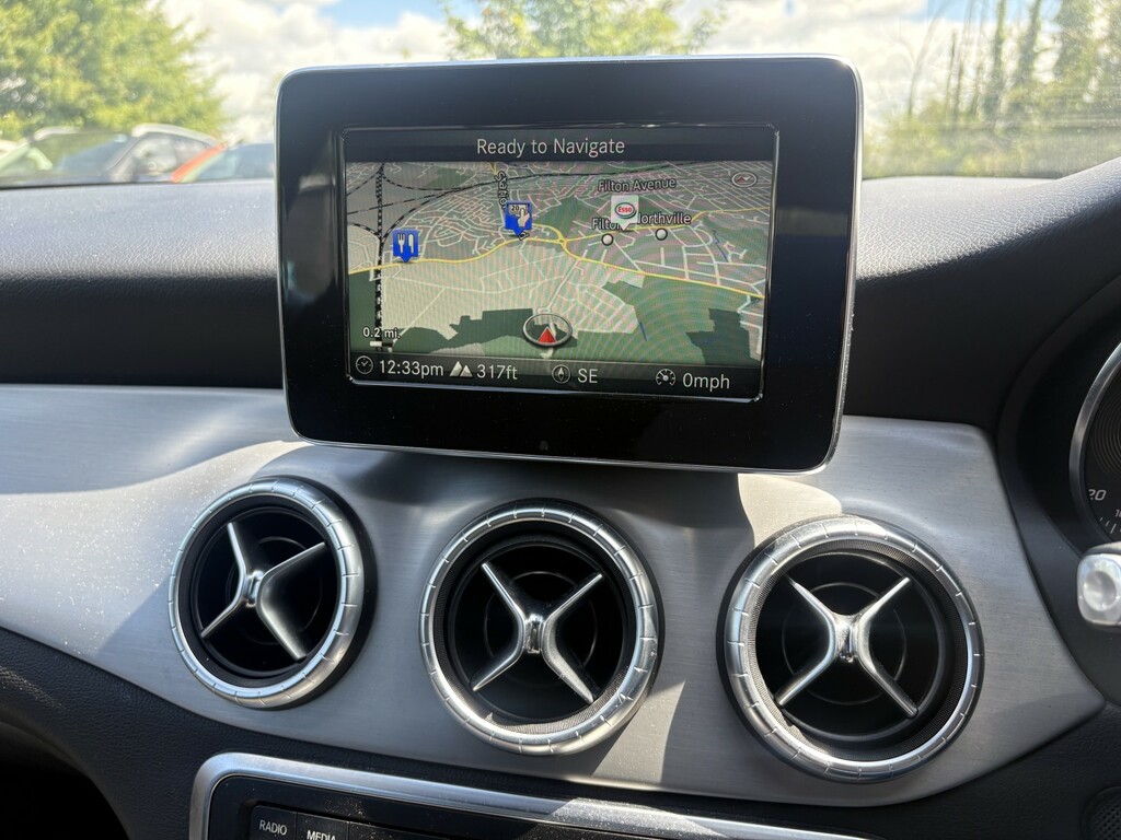 Mercedes-Benz CLA Class Cla 200 D Amg Line White #20