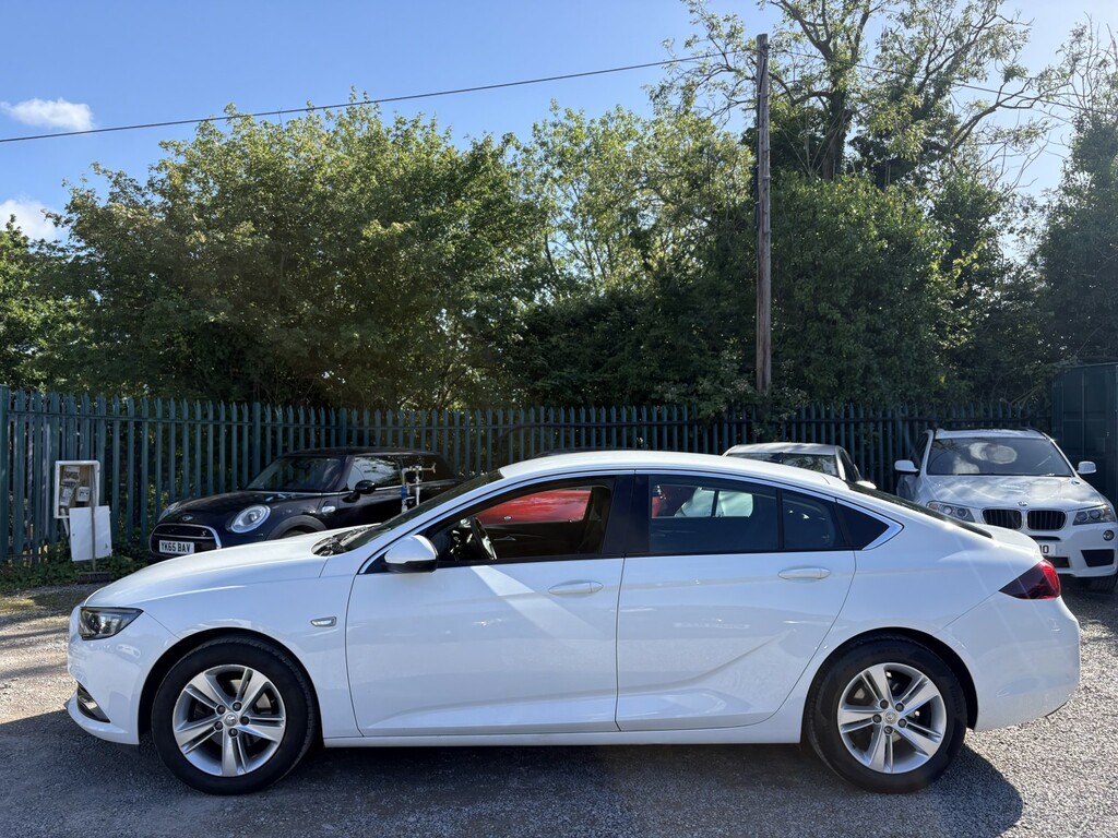 Vauxhall Insignia 1.5 I Turbo Gpf Tech Line Nav White #4