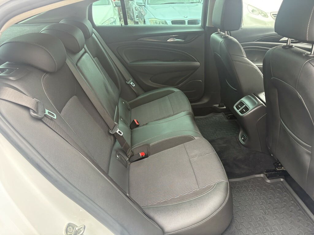 Vauxhall Insignia Elite Nav Black #36