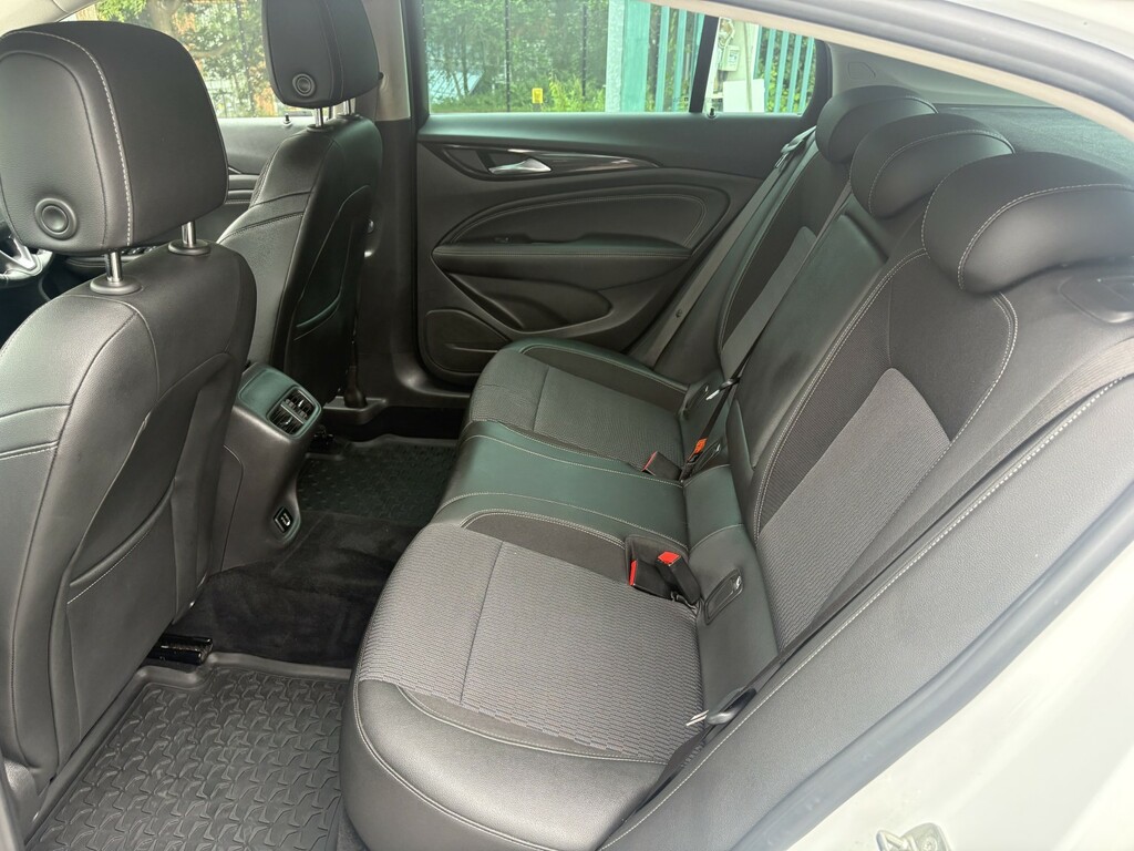 Vauxhall Insignia Elite Nav Black #40