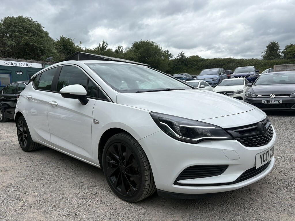 Vauxhall Astra 1.4 I Turbo Energy White