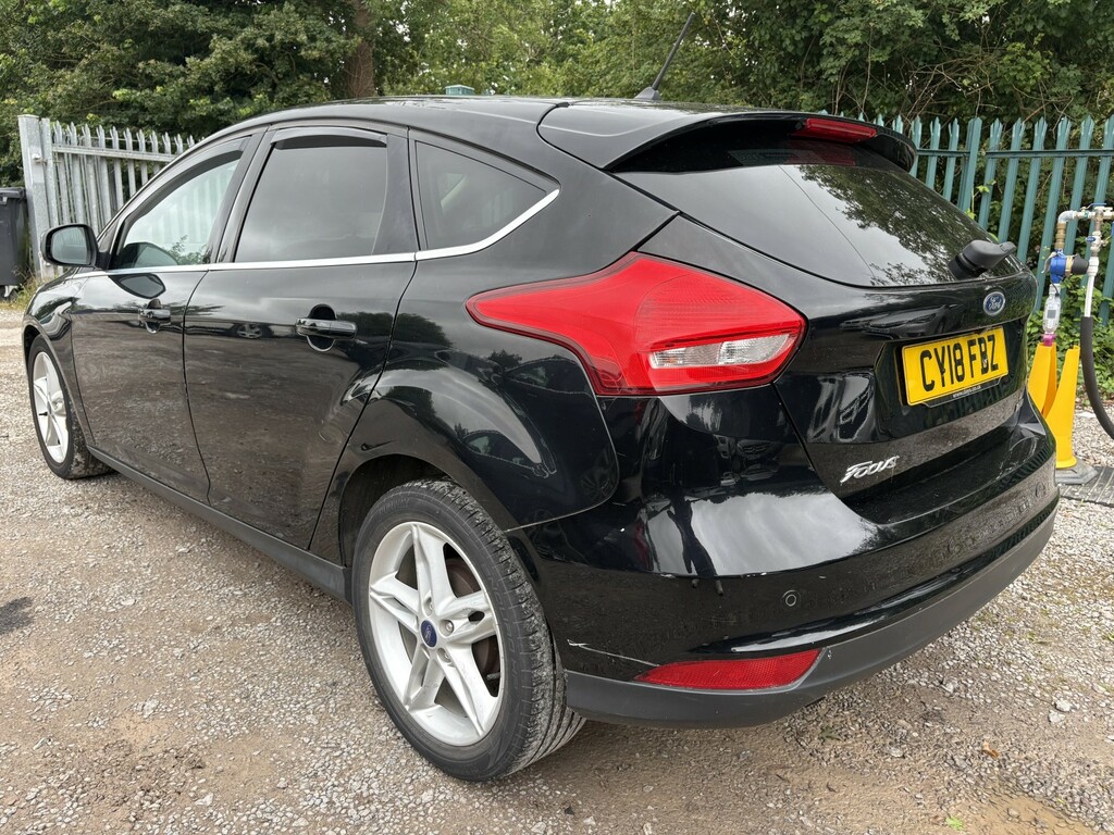 Ford Focus Hatchback 1.0 T Ecoboost Titanium 201818 CY18FBZ Black #5