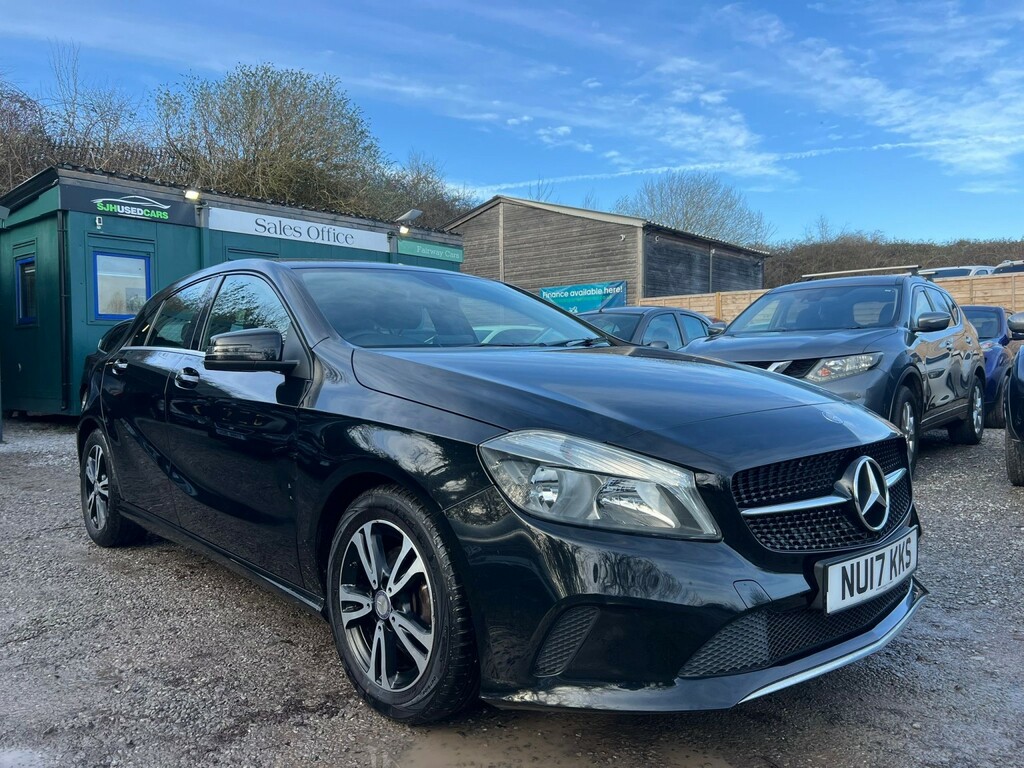 Mercedes-Benz A Class 1.5 A180d Se Black