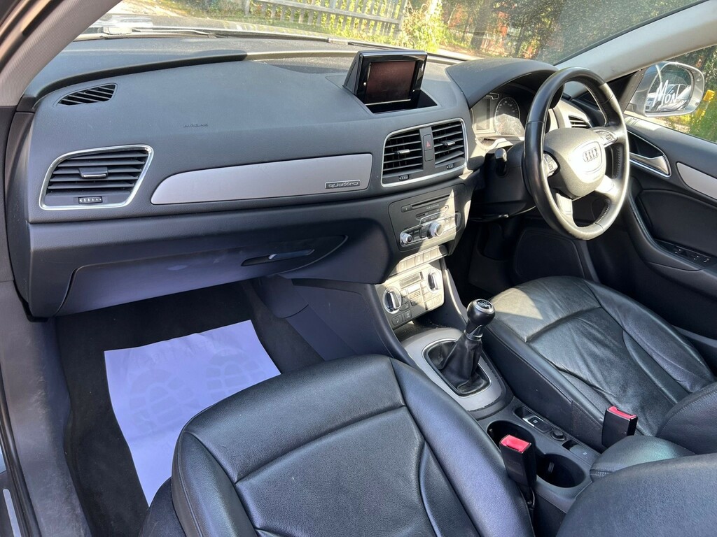 Audi Q3 Diesel Black #22