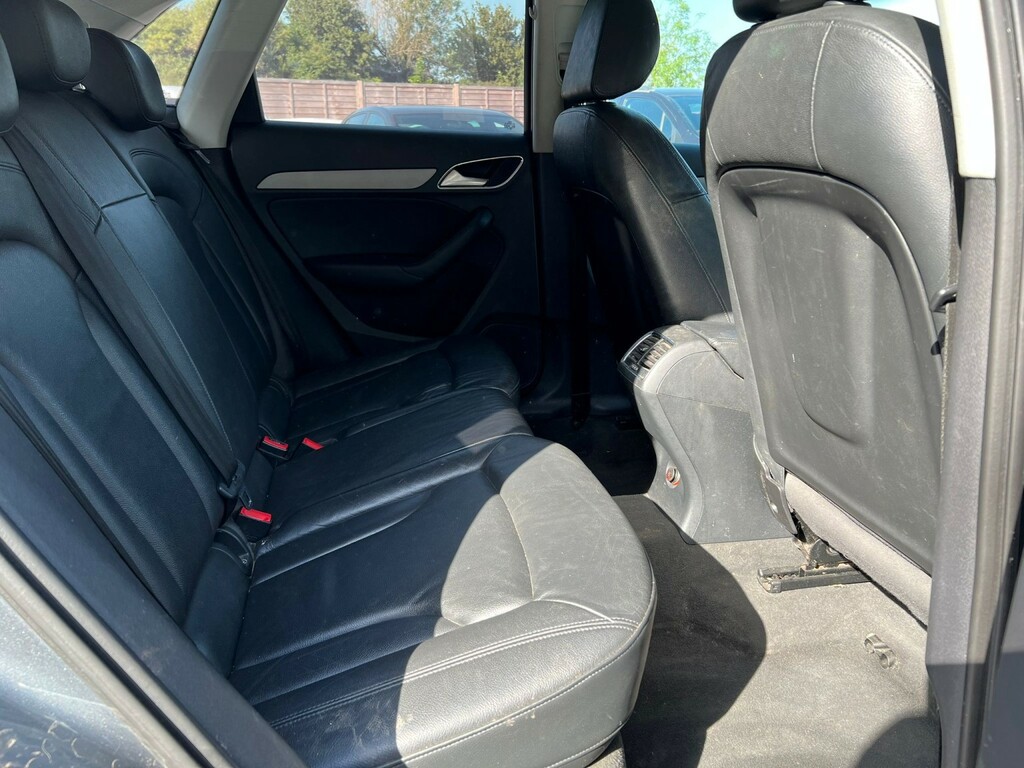 Audi Q3 Diesel Black #13