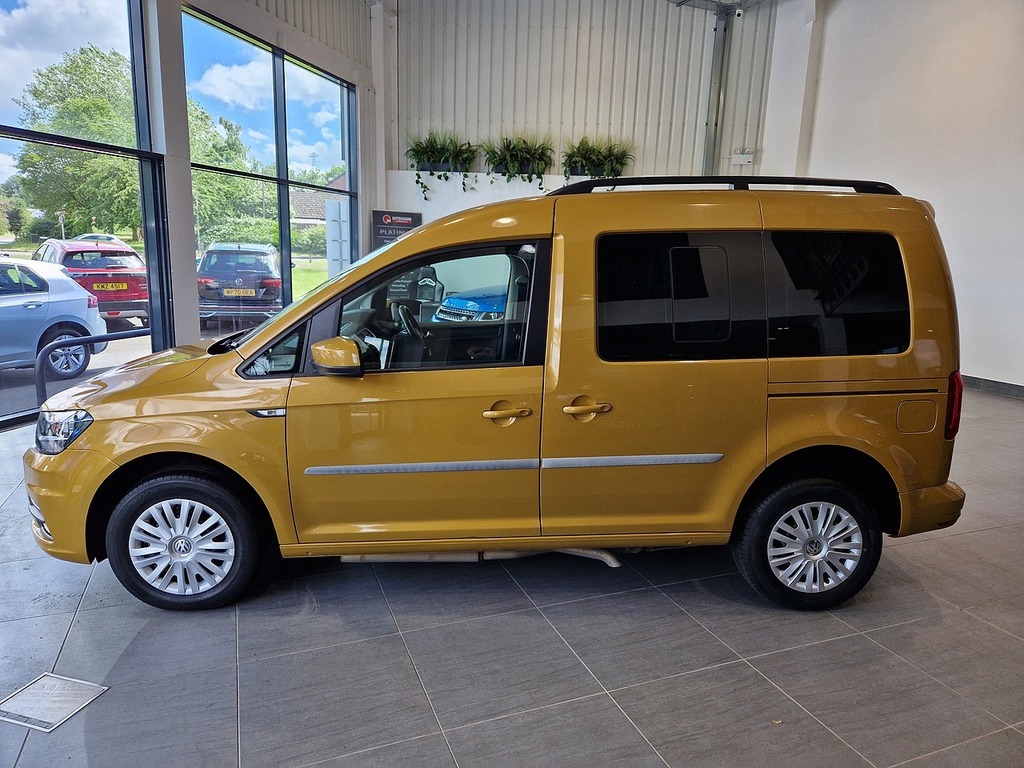 Volkswagen Caddy Life Tdi Yellow #2