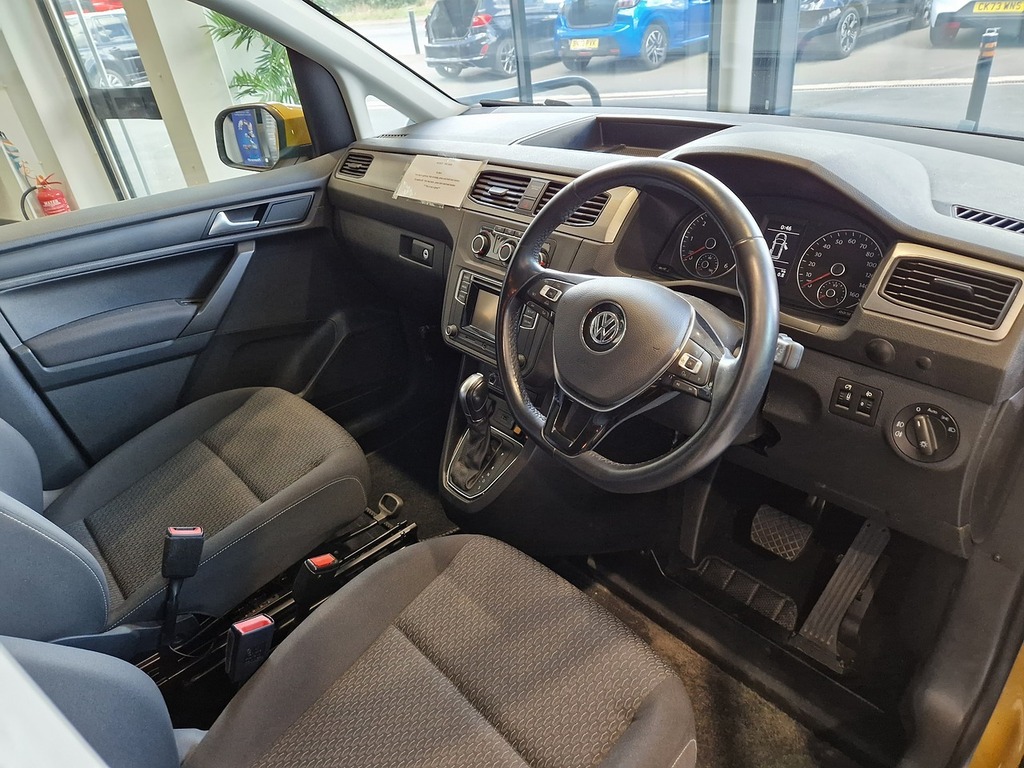Volkswagen Caddy Life Tdi Yellow #6