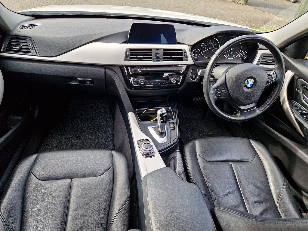 BMW 3 Series 320D Ed Plus KW67GWF White #4