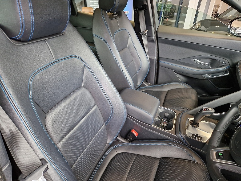 Jaguar E-Pace D150 R-dynamic S ST69EWE Grey #5