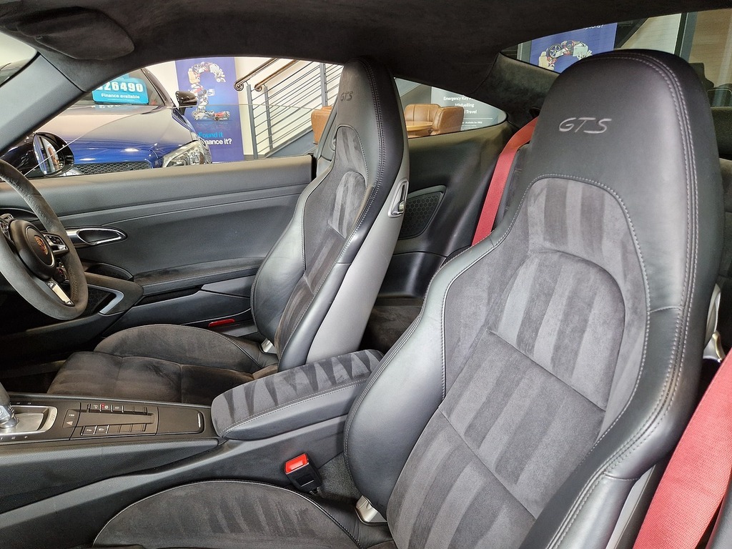 Porsche 911 Gt3 2dr Manual Black #15
