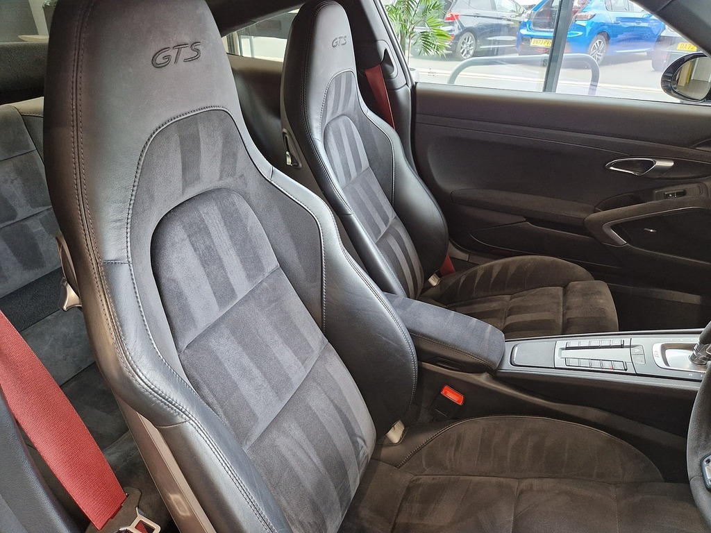 Porsche 911 Gt3 2dr Manual Black #7