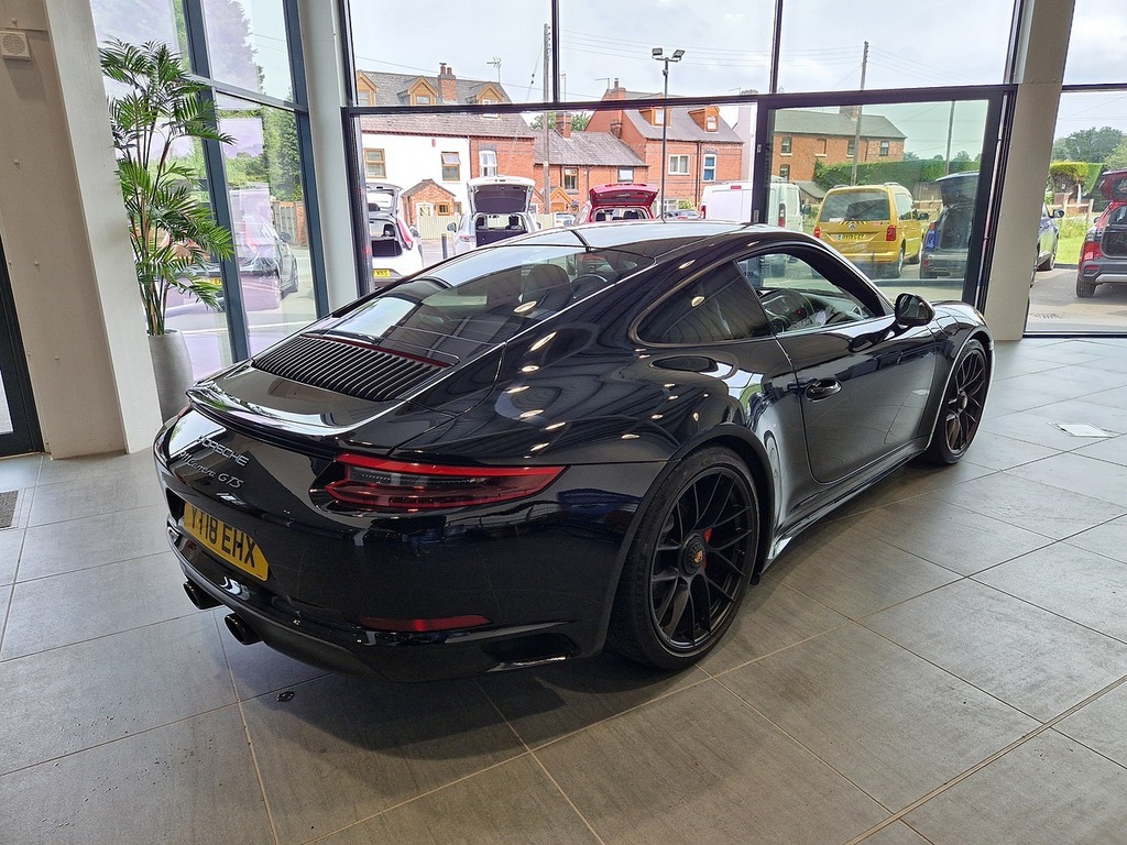 Porsche 911 Gt3 2dr Manual Black #24