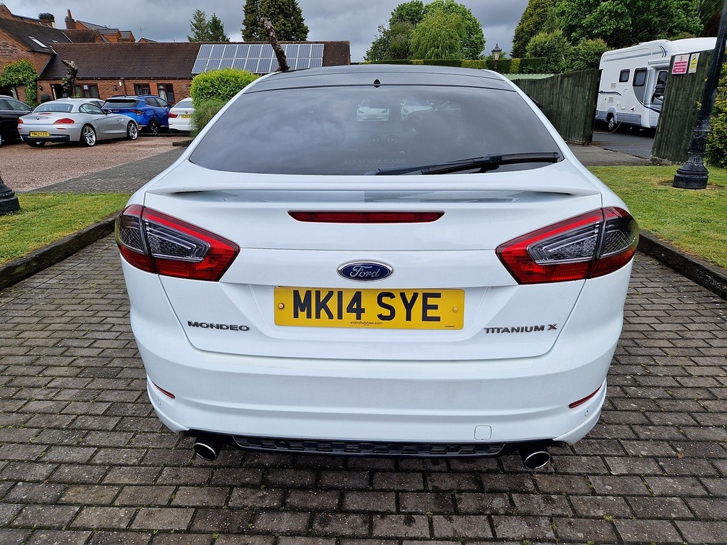 Ford Mondeo Titanium X Black #22