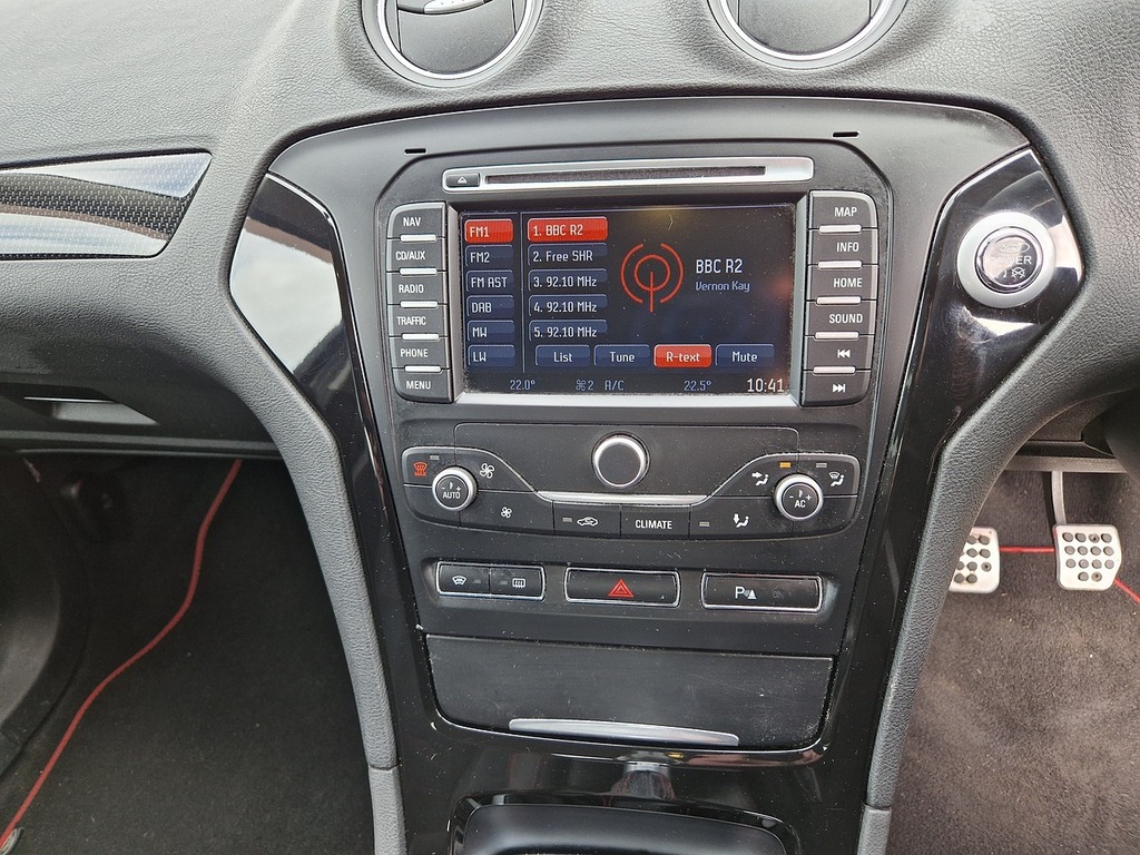 Ford Mondeo Titanium X Black #26