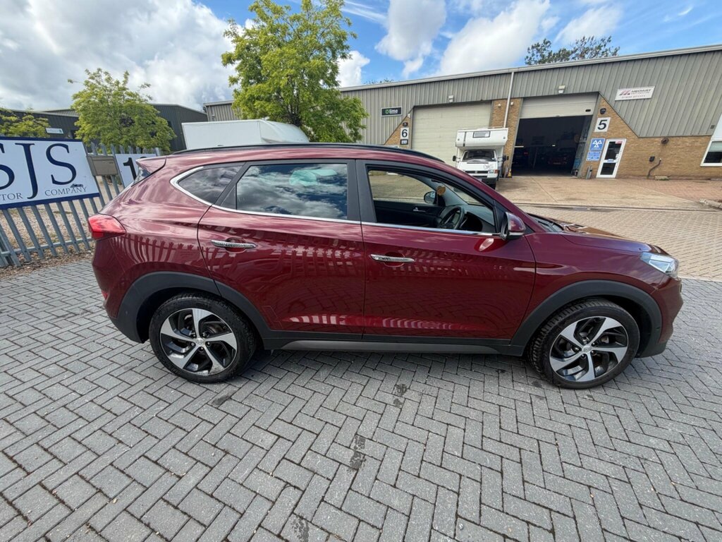 Hyundai Tucson 1.6 T-gdi Premium Se Dct 4Wd Euro 6 Red