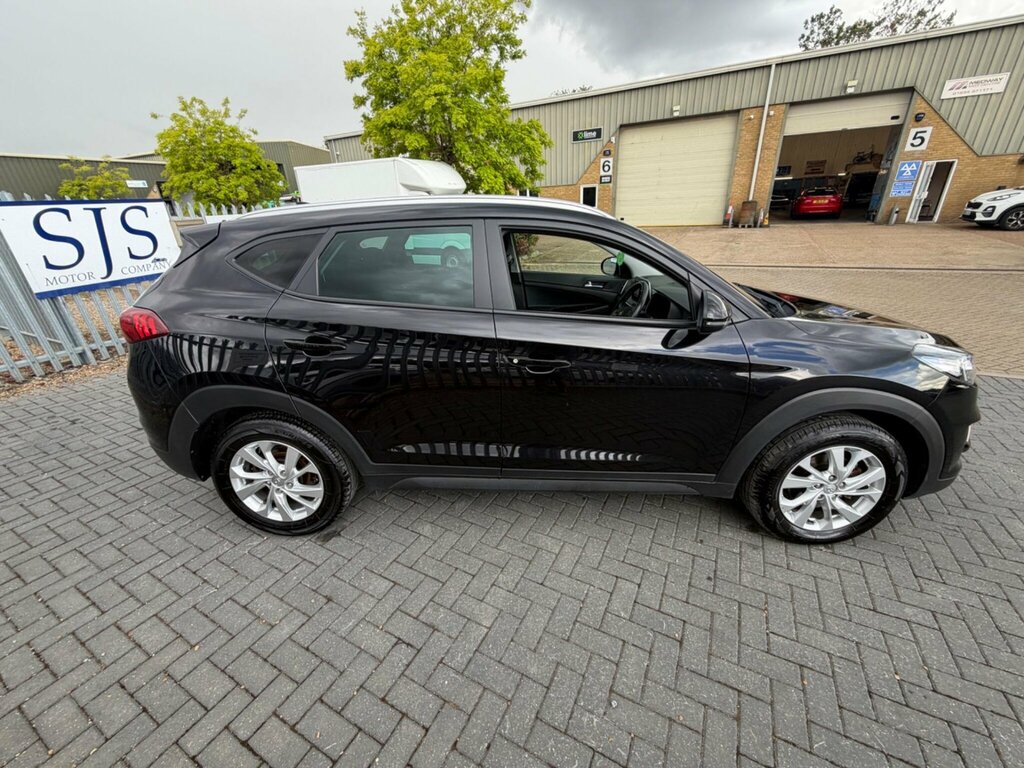 Hyundai Tucson 1.6 T-gdi Se Nav Dct Euro 6 Ss Black