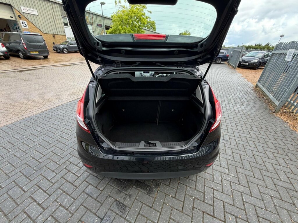 Ford Fiesta 1.5 Tdci Zetec Euro 6 Black #5