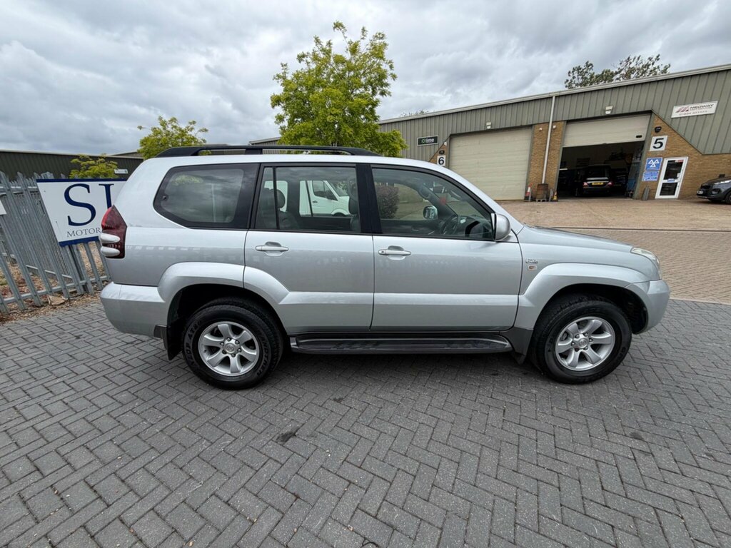 Toyota Land Cruiser 3.0 D-4d Lc5 Silver #2