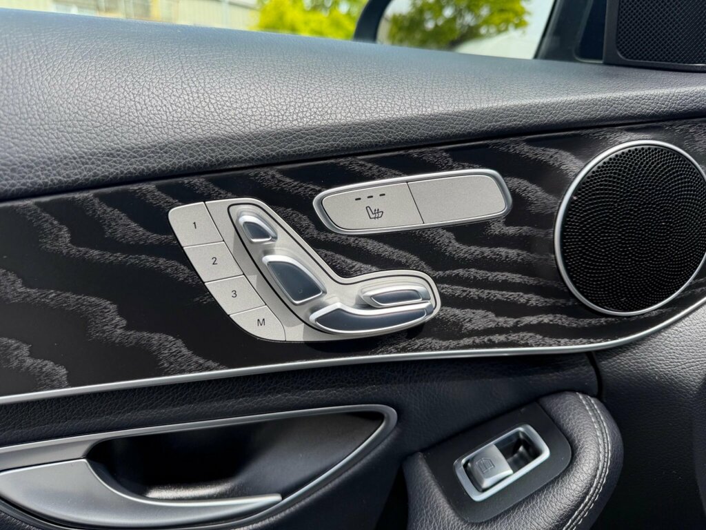 Mercedes-Benz C Class C43 4Matic Premium Plus Black #37