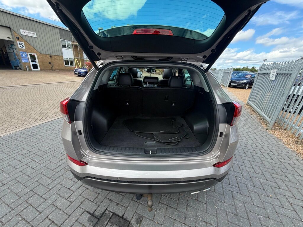 Hyundai Tucson 2.0 Crdi Premium Se 4Wd Euro 6 Beige #5