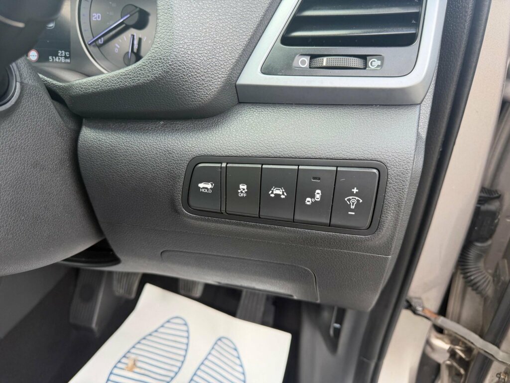 Hyundai Tucson  Grey #19