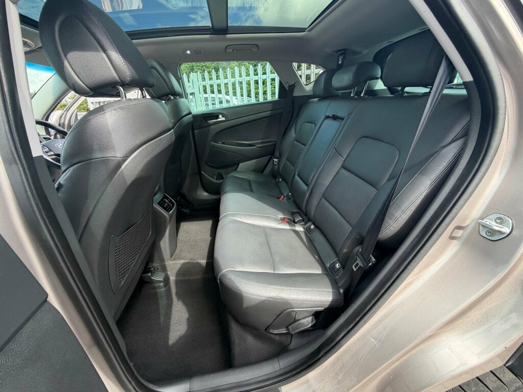 Hyundai Tucson  Grey #43