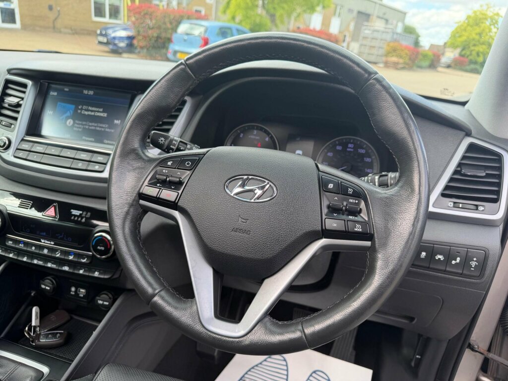 Hyundai Tucson  Grey #18