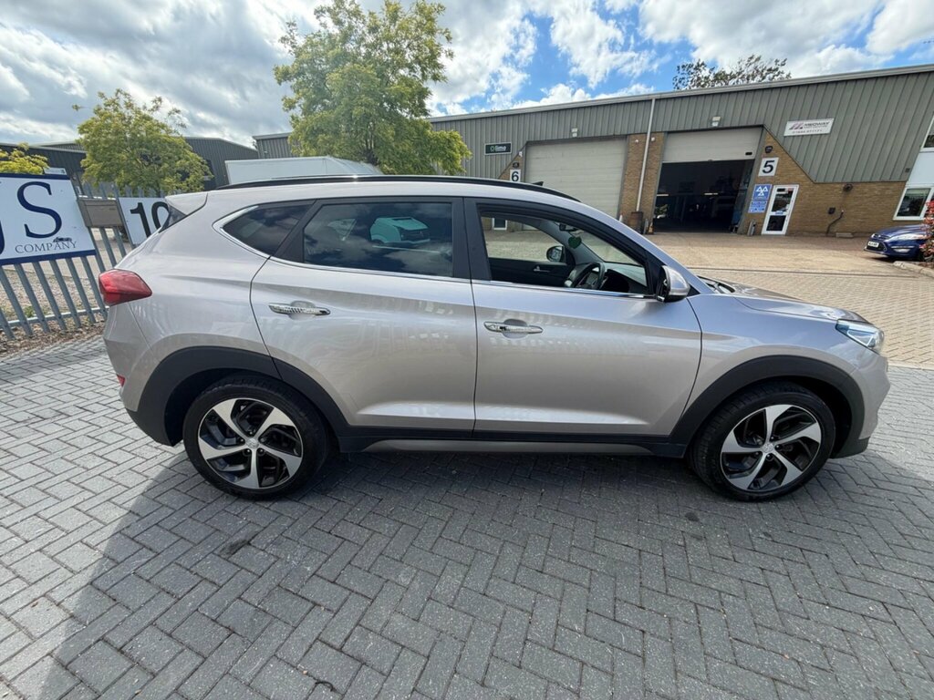 Hyundai Tucson 2.0 Crdi Premium Se 4Wd Euro 6 Beige #2