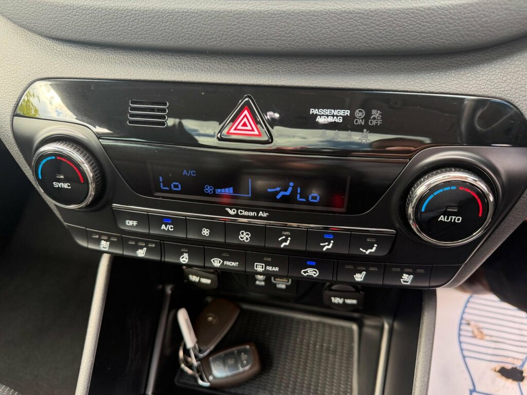 Hyundai Tucson  Grey #33