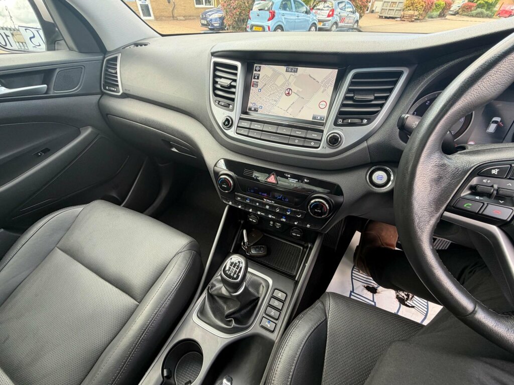 Hyundai Tucson  Grey #29