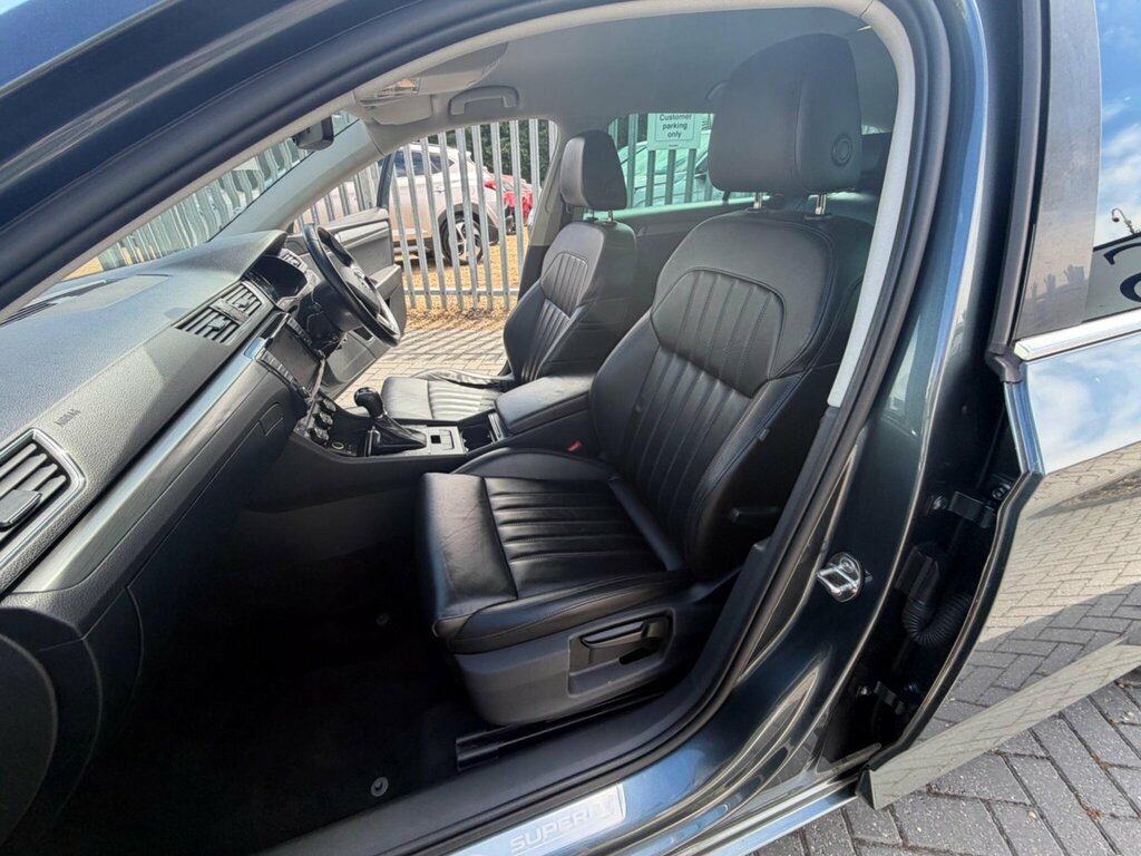 Skoda Superb Estate Blue #30