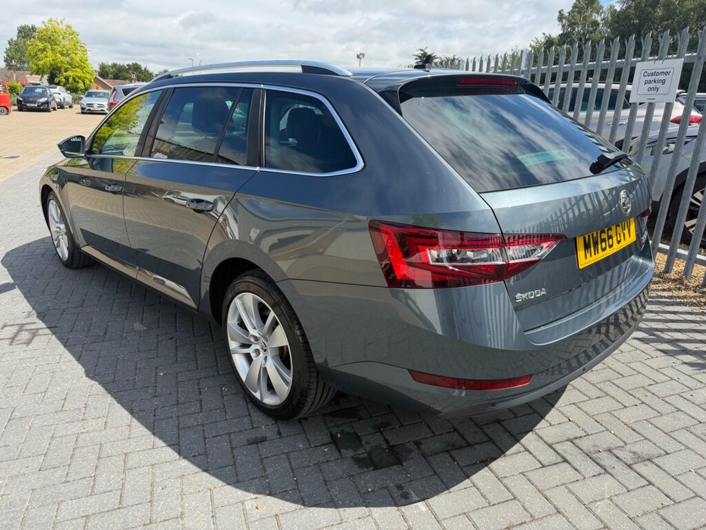 Skoda Superb Estate Blue #8