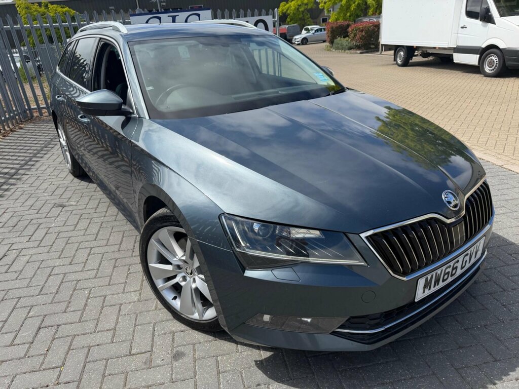 Skoda Superb 2.0 Tdi Se L Executive Dsg 6Spd 4Wd Euro 6 S Grey