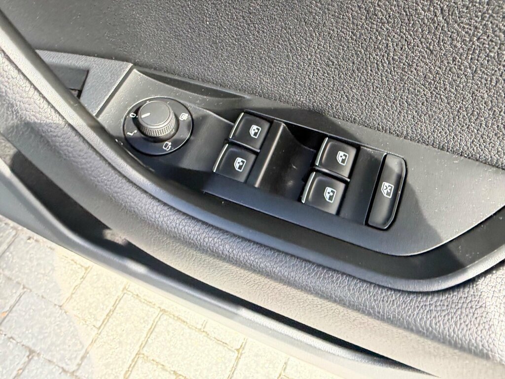 Skoda Superb Estate Blue #20
