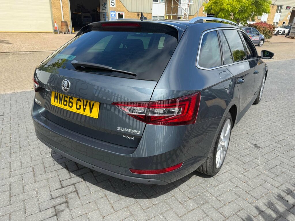 Skoda Superb 2.0 Tdi Se L Executive Dsg 6Spd 4Wd Euro 6 S Grey #3