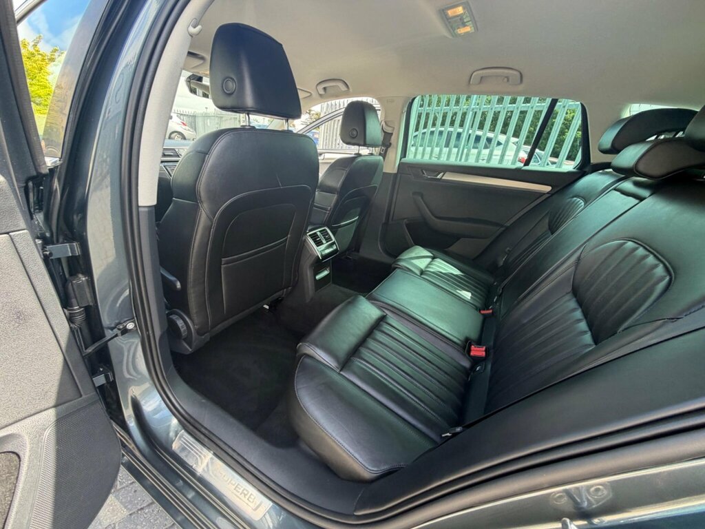 Skoda Superb Estate Blue #32
